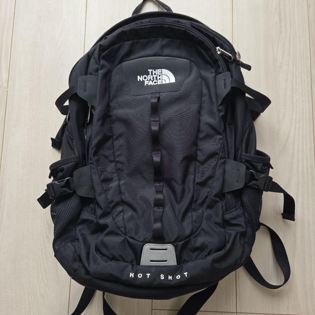 ノースフェイスホットショットリュック