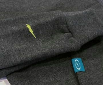 【日本未発売】STORM　ストーム　フルジップフーディー　パーカー　Lサイズ