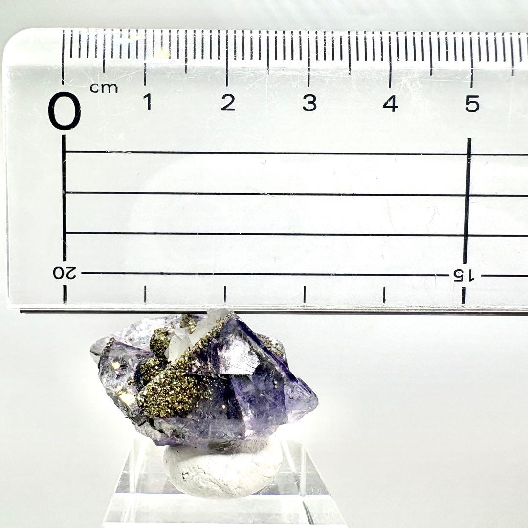 602 中国 ヤオガンシャン産 フローライト&パイライト