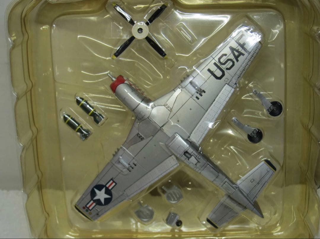 ドラゴンウイングス ウォーバーズ P-51D マスタング シャークマウス