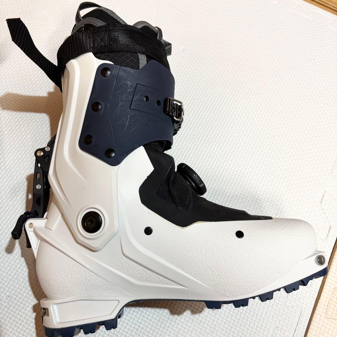 【未使用】ATOMIC アトミック BACKLAND PRO W スキーブーツ