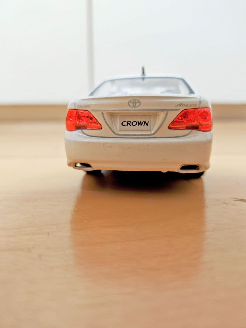 非売品【限定1000台生産】 1/30 クラウンミニチュアカー