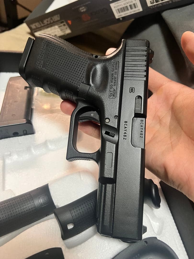 おまけ付き 東京マルイ Glock19 Gen4 ガスブローバック
