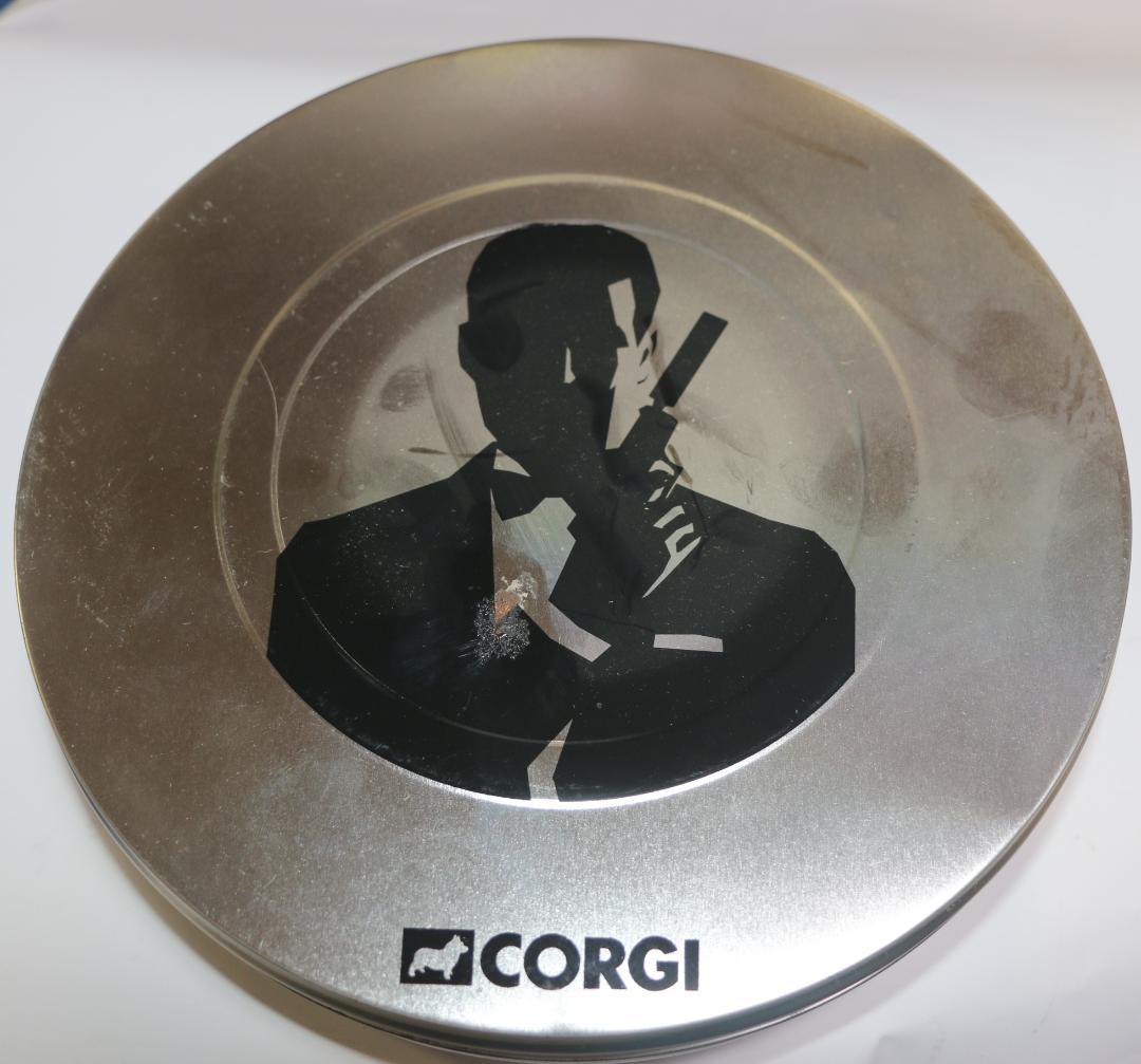 CORGI社007 ジェムス・ボンドコレクション（アストンマーチン等４台）中古品