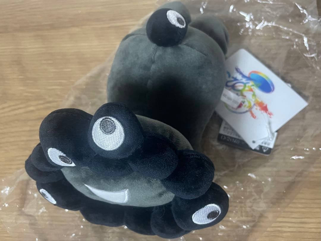 黒ミャクミャク ぬいぐるみ 這い型 S