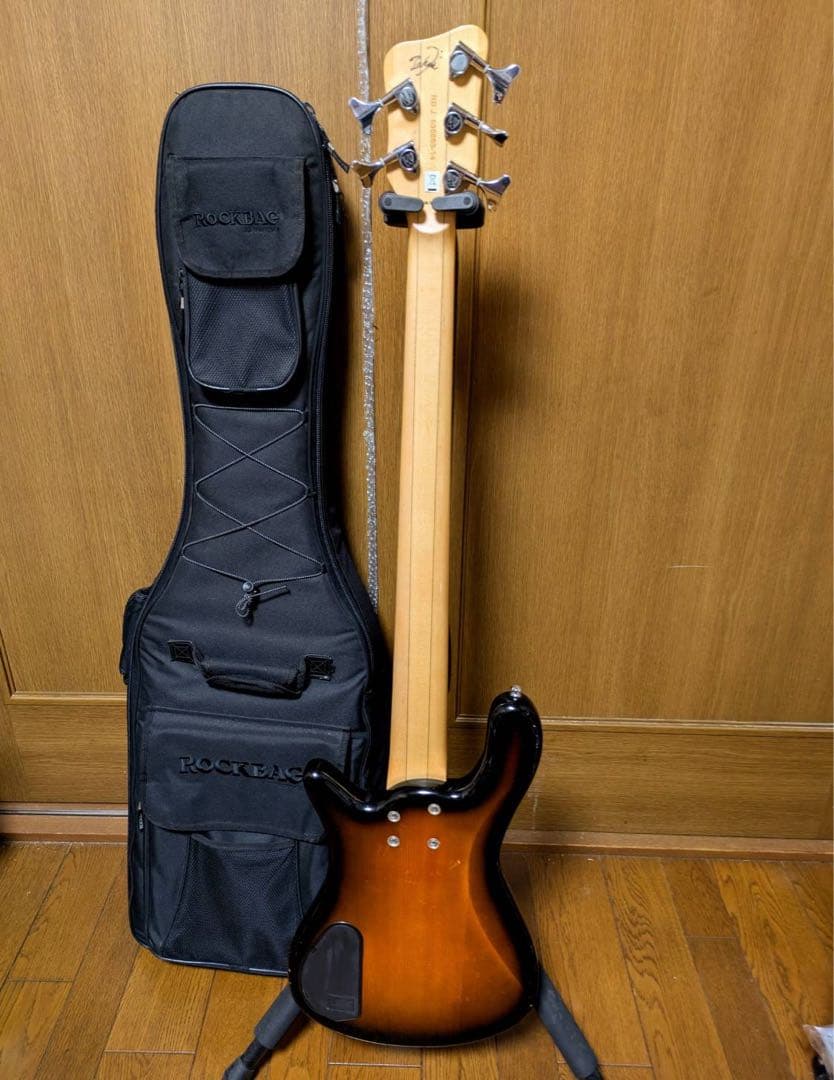 限定品　特殊仕様　サイン入り　Warwick streamer 5弦ベース