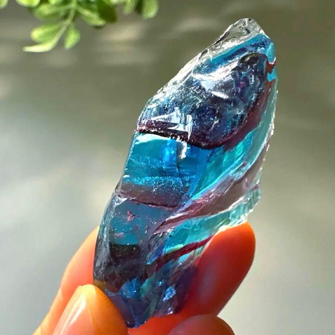 アンダラクリスタル　シェラネバダ　マルチカラー　27.9g 虹　青　紫　ピンク