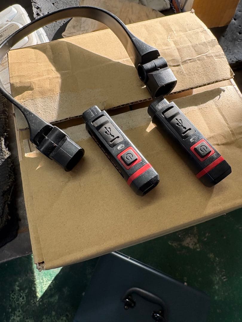 Snap-on LEDヘッドランプ ブラック/レッド