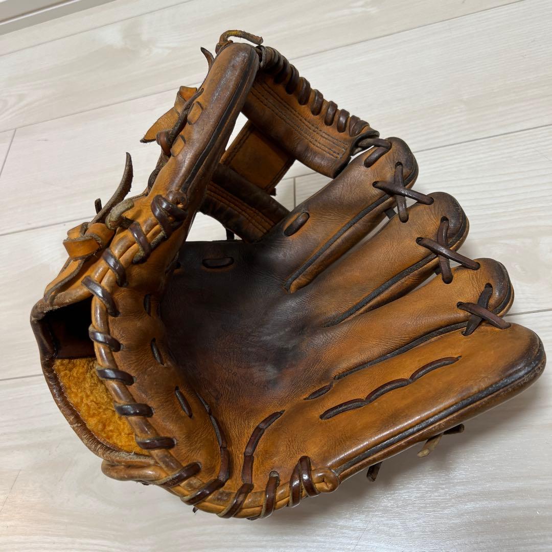 パ*ン様 ミズノプロ硬式内野手用グローブ