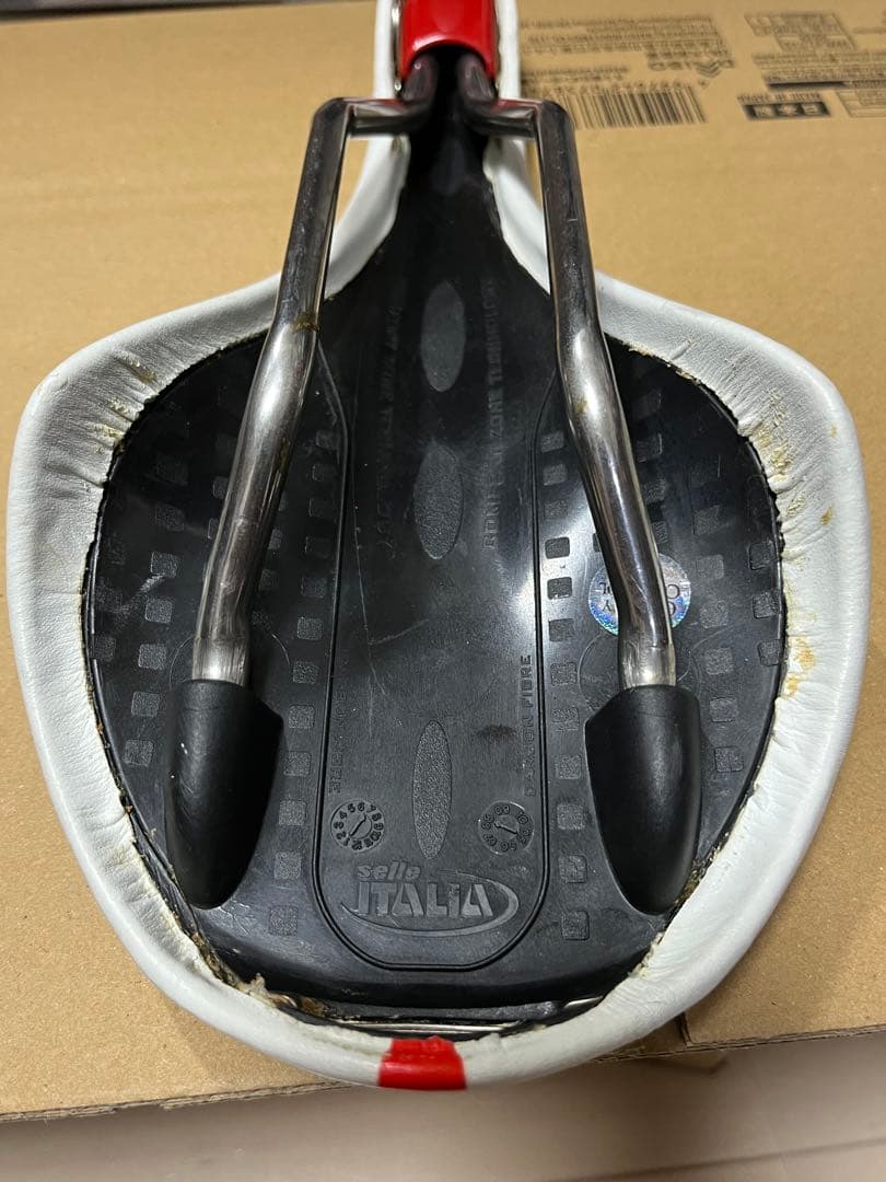 セライタリア selle ITALIA FLITE TE サドル