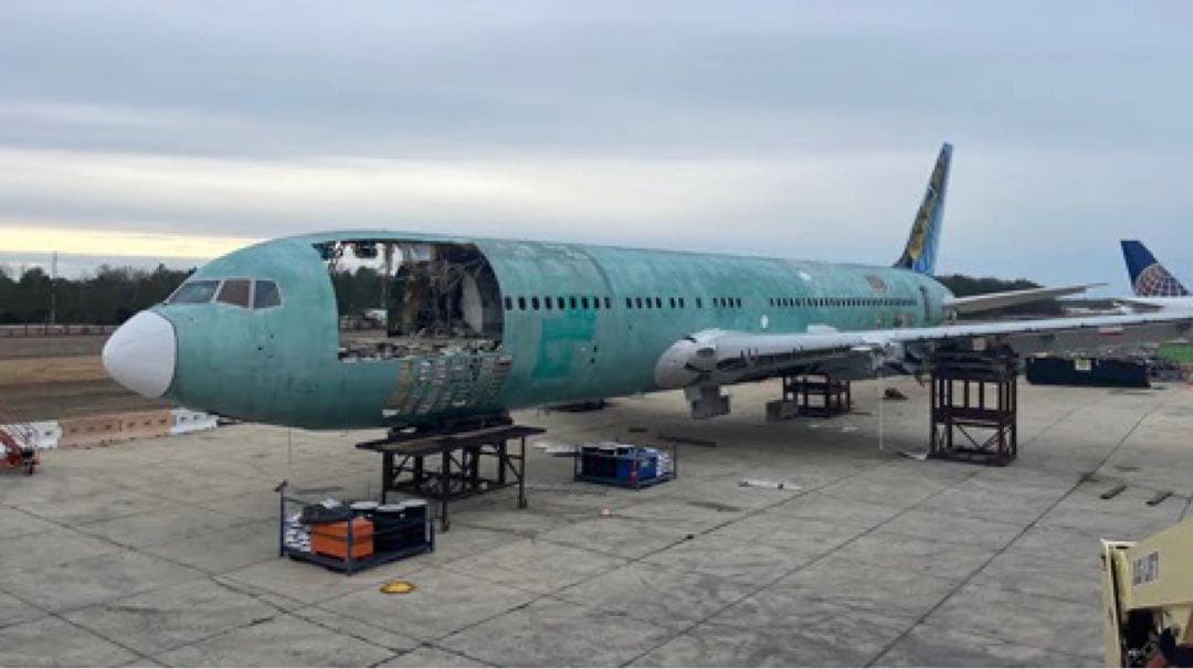 UA ユナイテッド航空 Planetags B767-300ER コンビ色