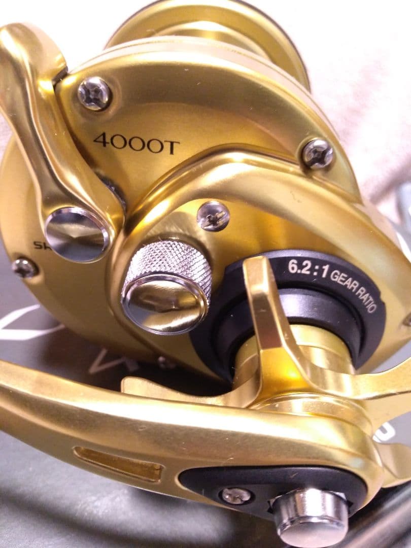 シマノ 海魂 4000T 【SHIMANO KAIKON 石鯛リール 両軸リール