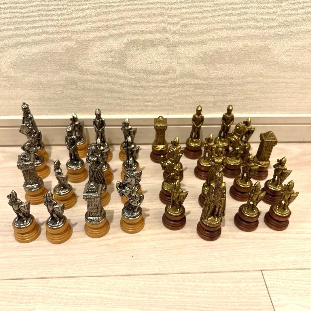 アンティークイタリア製チェス駒32個セットインテリア小物ミニチュア女神馬キング
