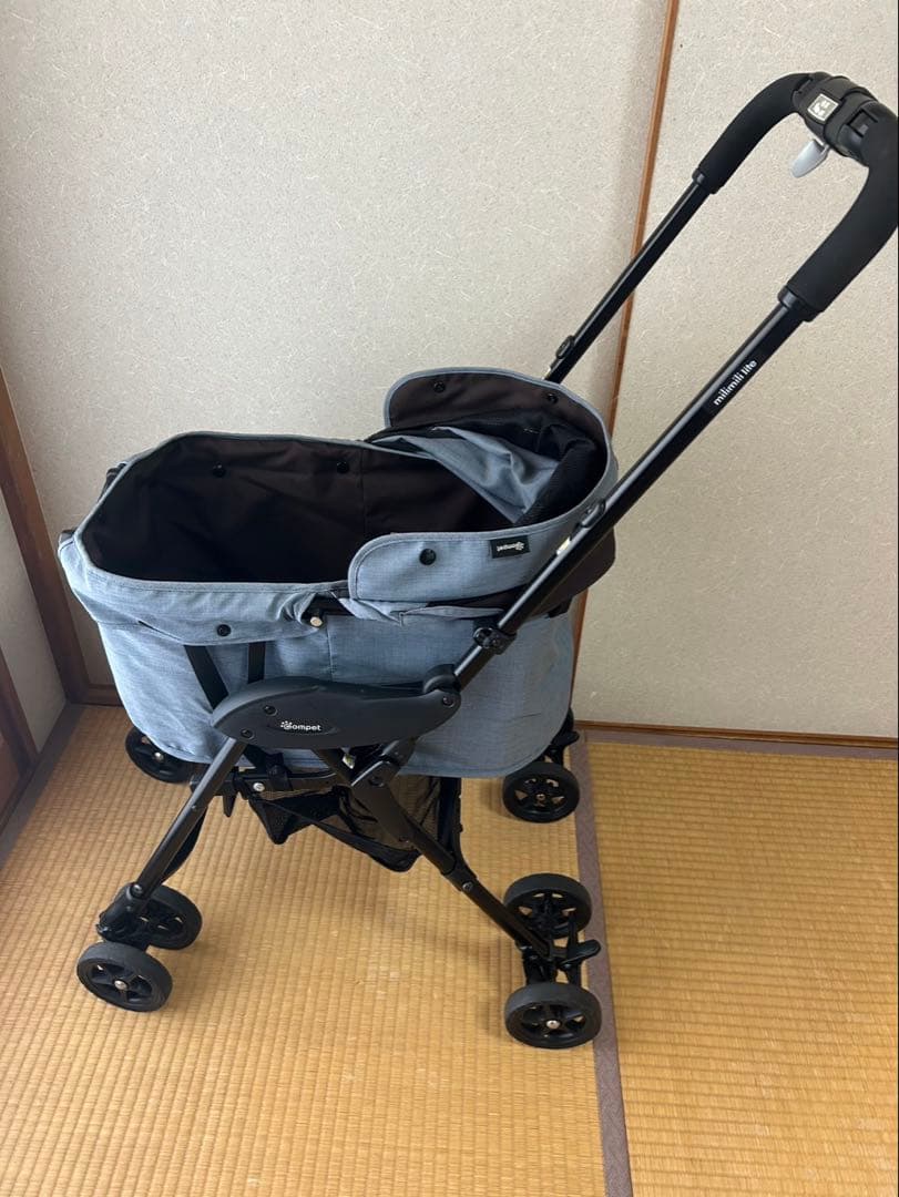 COMPET　コムペット　ペットカート　ミリミリライト　軽量3.9kg　犬用
