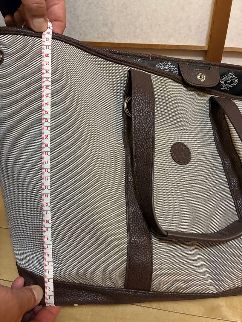 美品　オロビアンコ　年末年始対応可能です　定価35200円