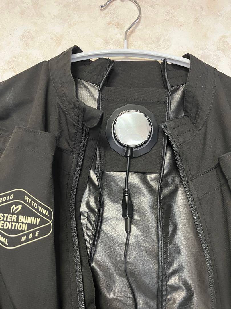 MASTER BUNNY EDITION MBE ファン付きベスト