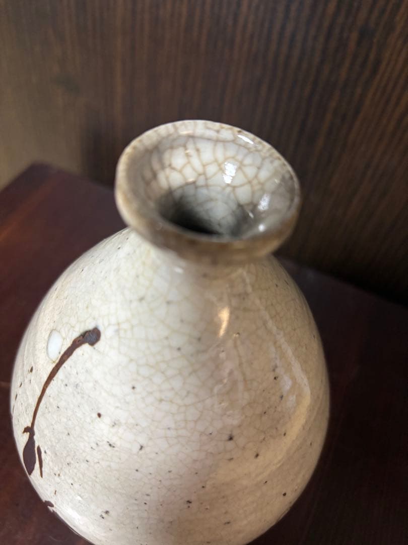 西岡小十　絵粉引　えこひき　徳利