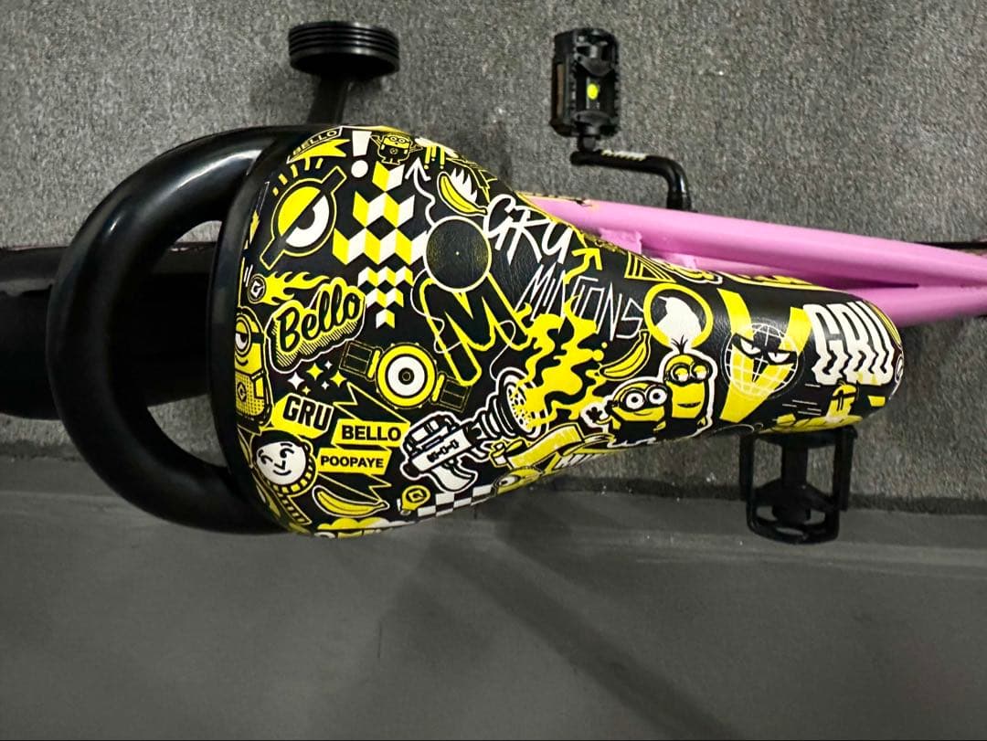 【新品・未使用】ミニオンズ 子供用自転車 16インチ 補助輪付き 正規デザイン