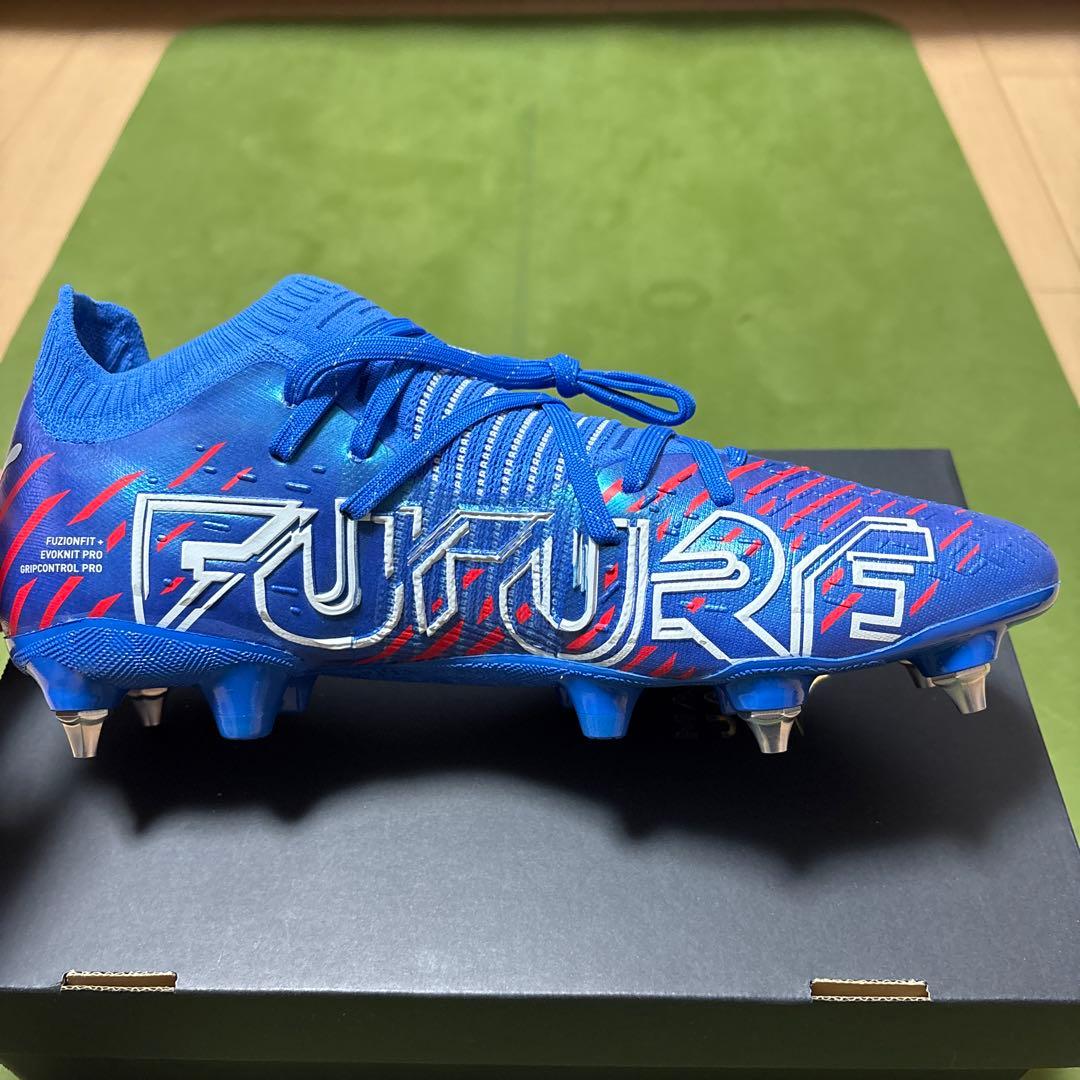 【新品未使用】PUMA フューチャー Z 28cm SG 取り替え式 天然芝用