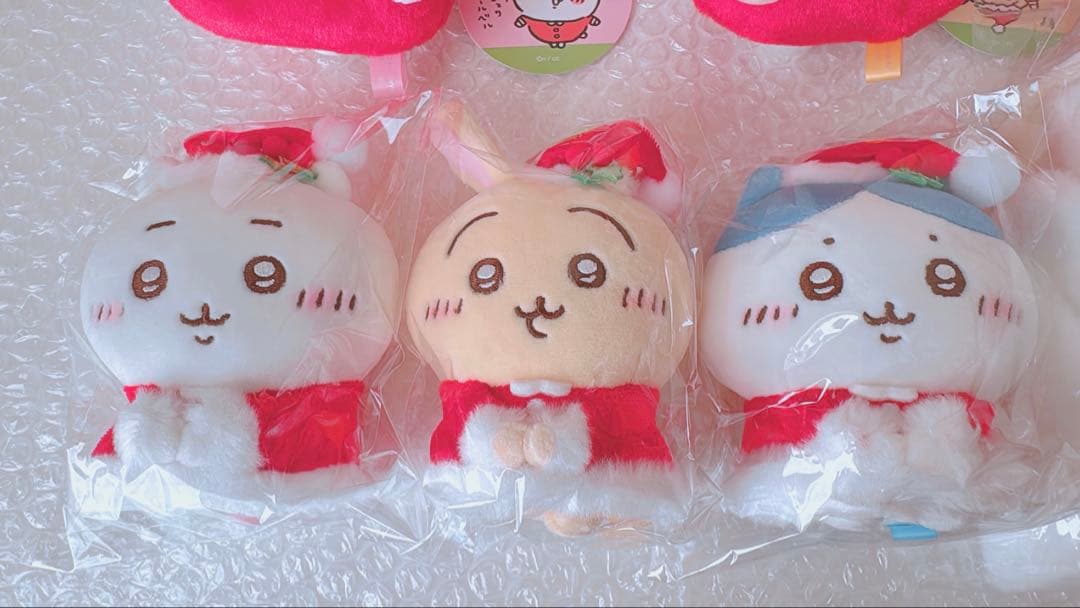 ちいかわ　サンタさんだ!持ちますマスコット　ぬいぐるみ　まとめ売り