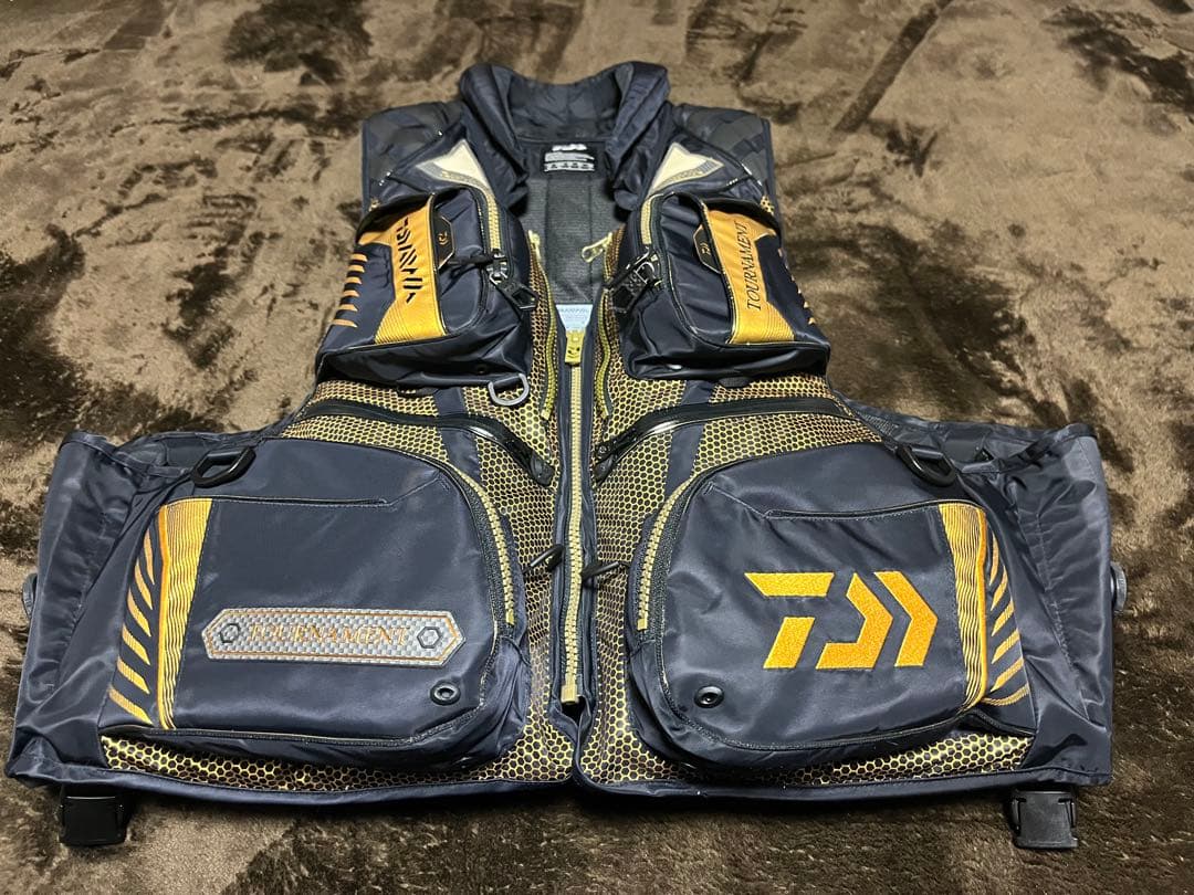 ダイワ トーナメント バリアテックDF-3108T ブラック XL 新品未使用品