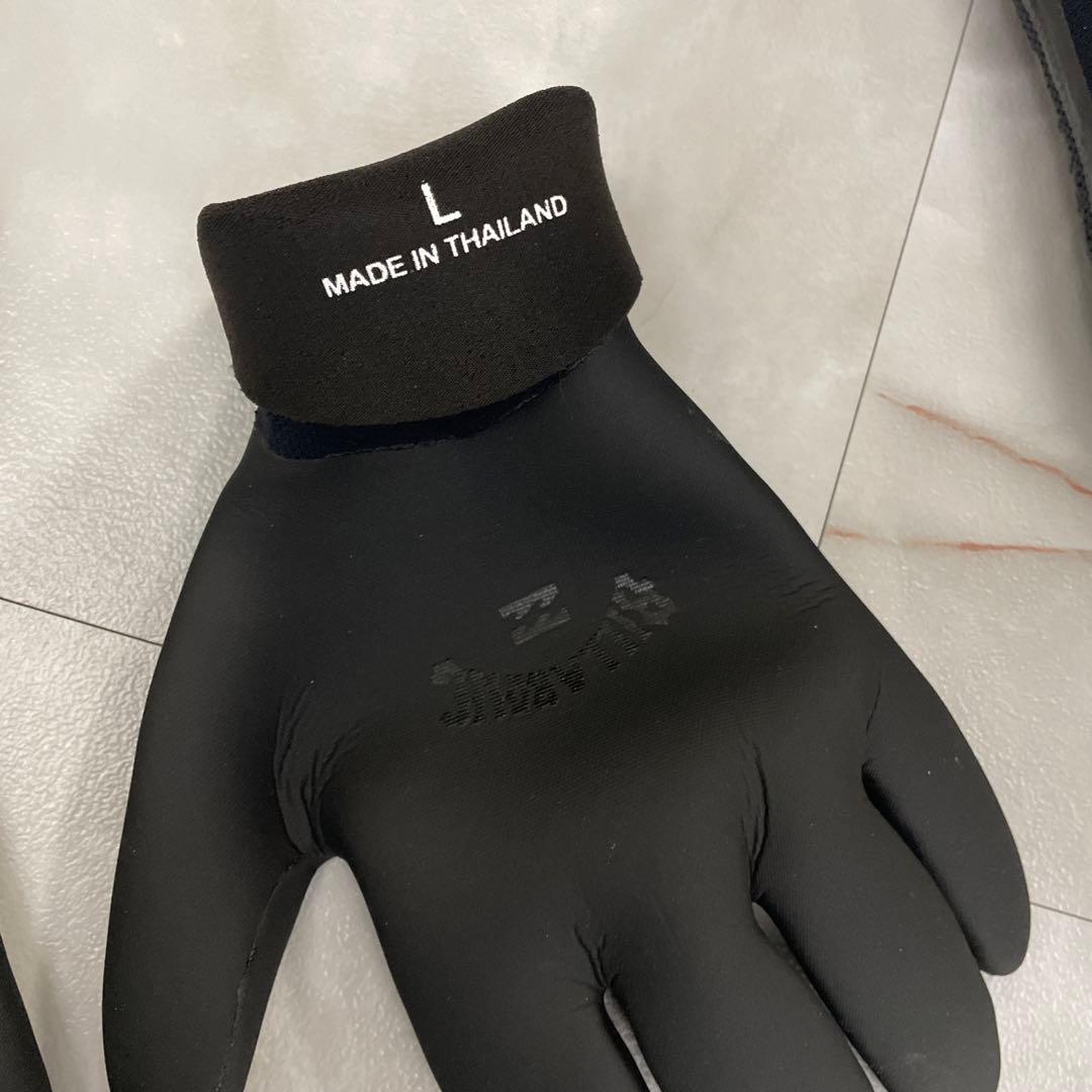 サーフィンブーツ