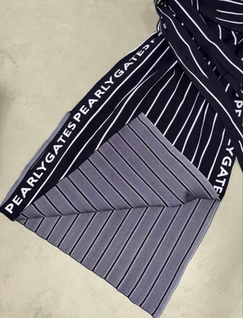 （超美品）パーリーゲイツ、ピンストライプ柄、ニットワンピース、サイズ0