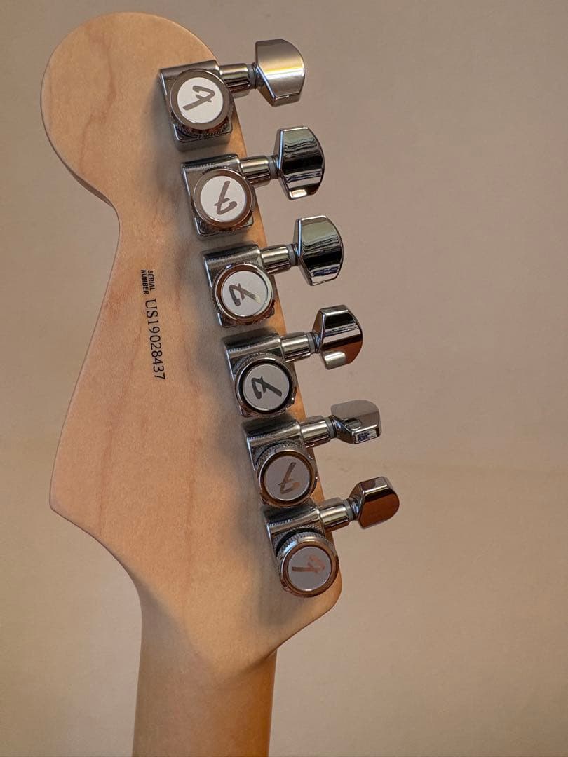 FenderストラトAmerican Professional Ⅱ ケース付