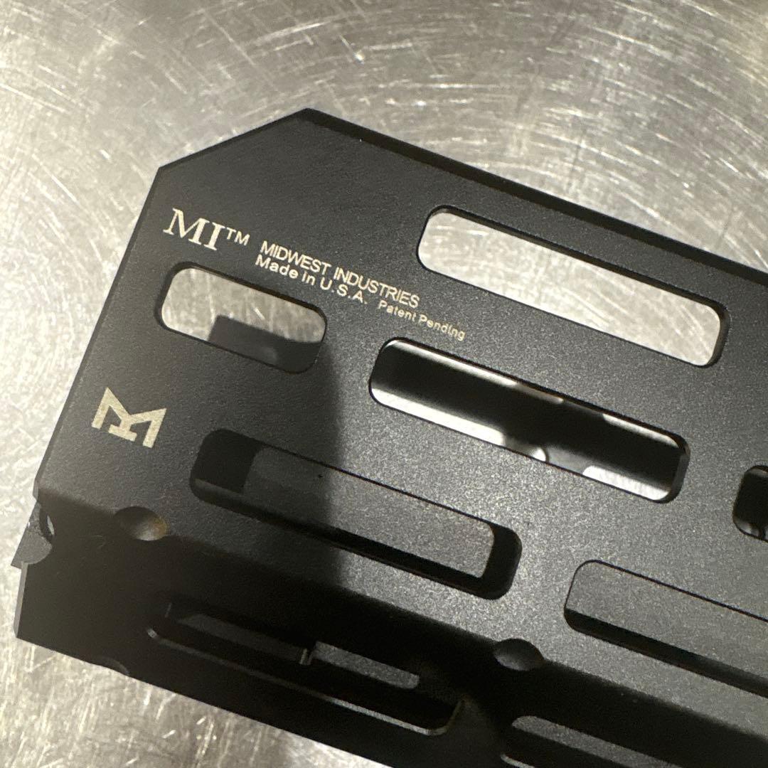 BBT M249 M-LOKハンドガード