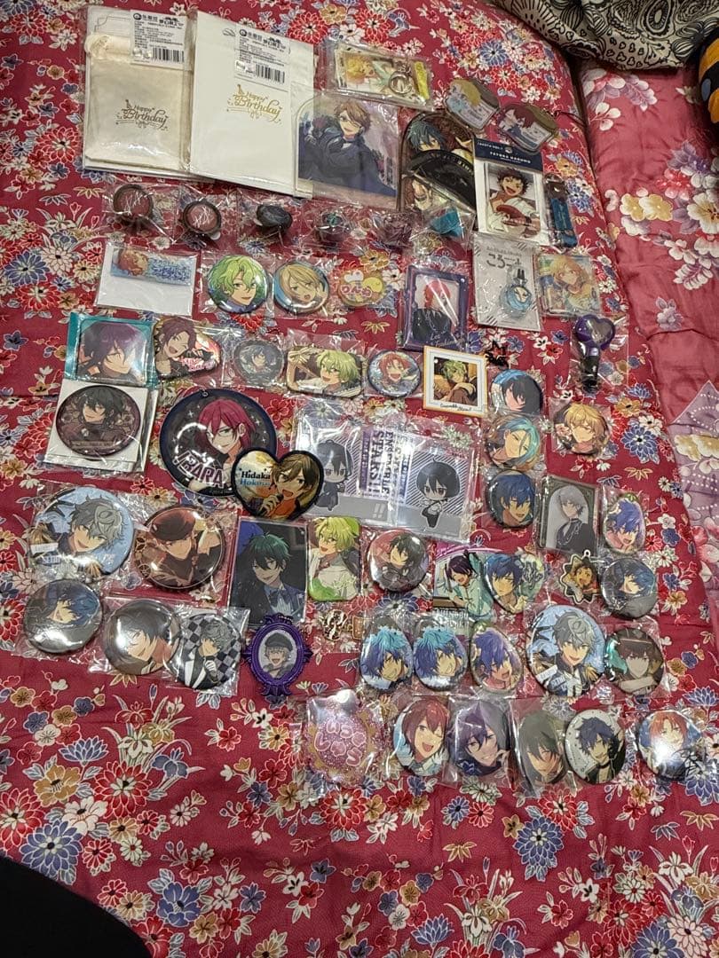 あんスタ グッズ まとめ売り 大量 370点 缶バッジ アクリルスタンド など
