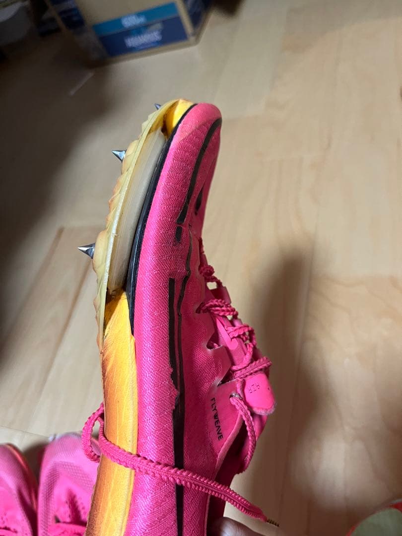 マックスフライ ピンク 陸上競技用スパイクシューズ