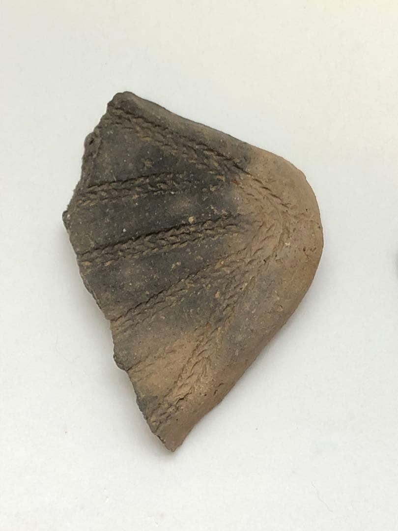 縄文時代の板状土偶のかけら