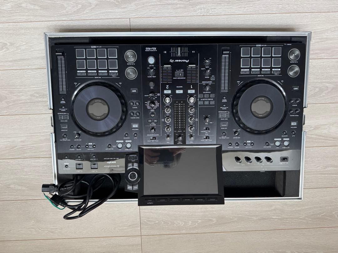 XDJ-rx3 ODYUSAハードケース付き