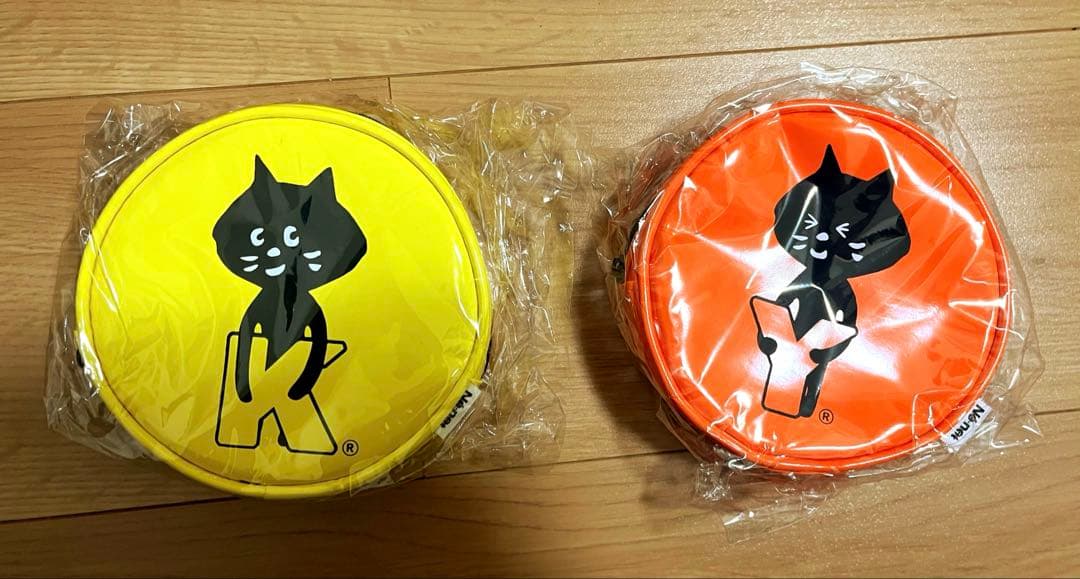 ニャー　Ne-ne t イニシャル　PU合皮円柱型ポーチ 10個セット 新品