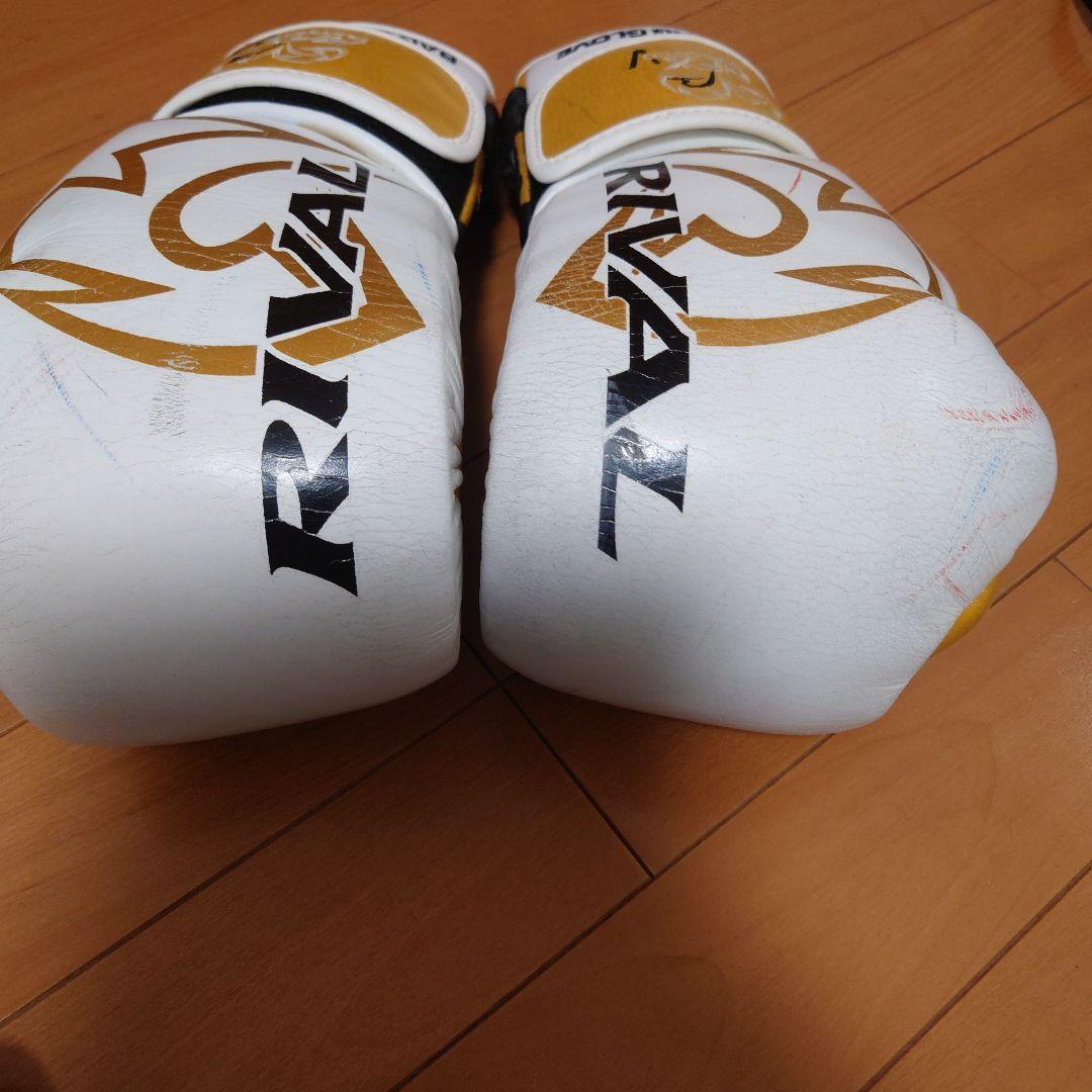 最終価格 RIVAL BAG GLOVE 白＆金 10oz