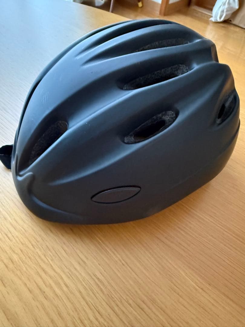 ダーン様⭐︎ストライダー　スポーツ　12インチ　黄色　ヘルメット付き