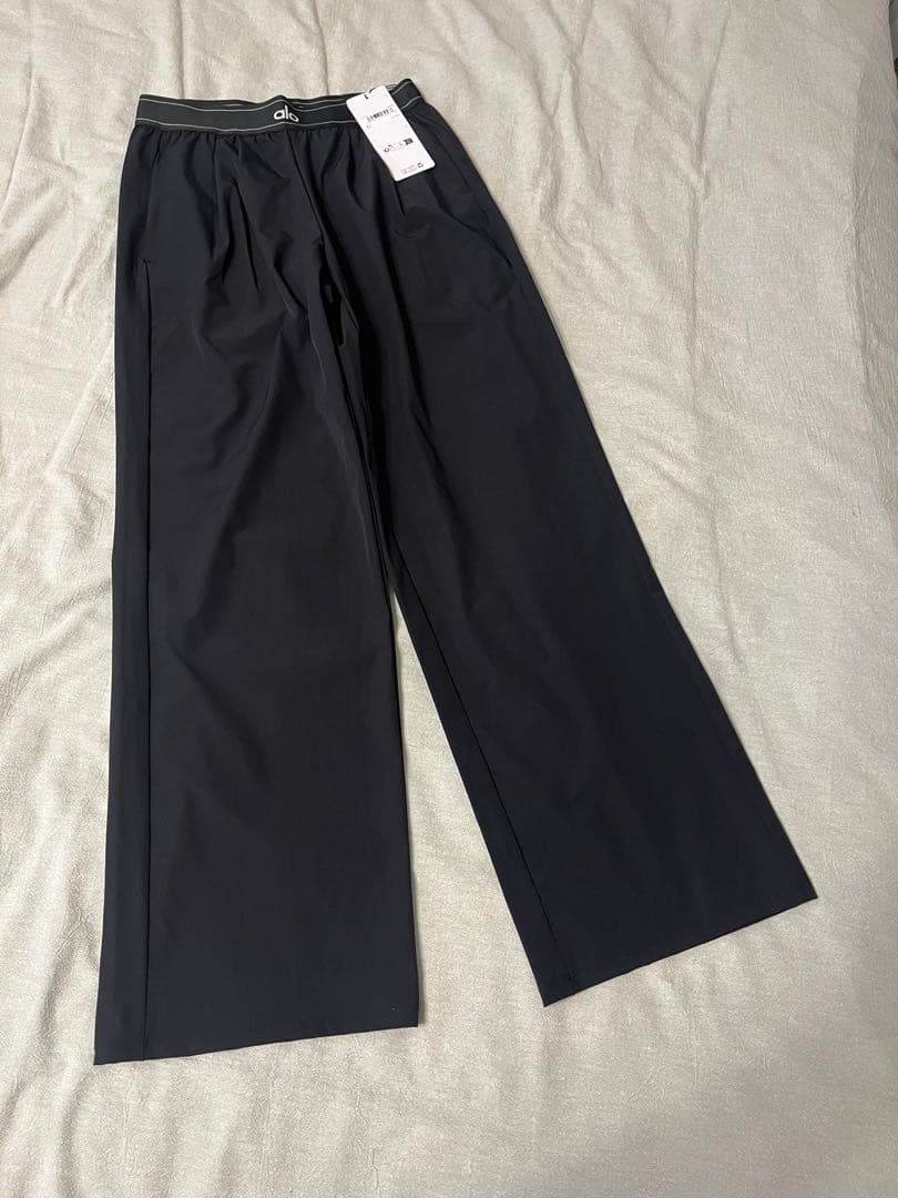 Alo Yoga パンツ ボトム トラウザー　アローヨガ S