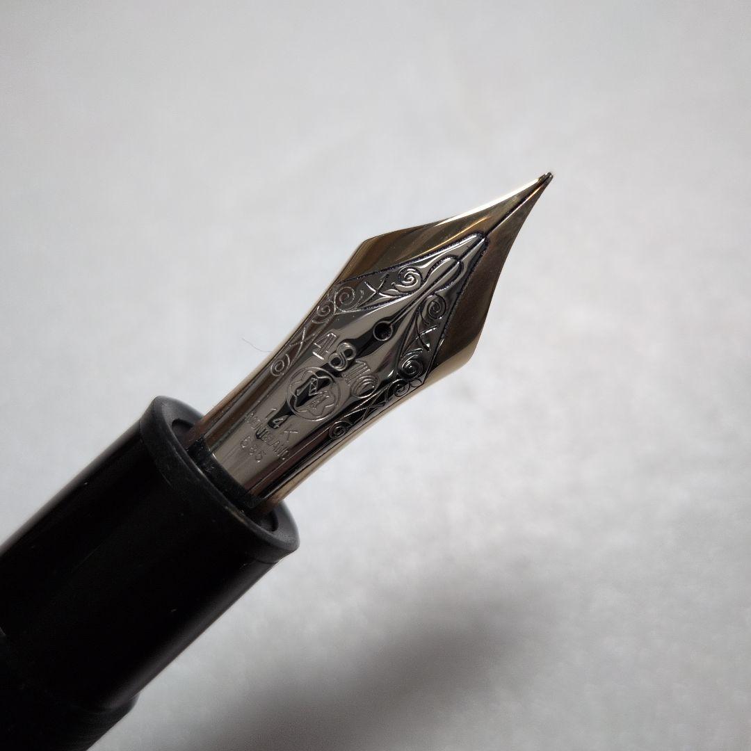 モンブラン・マイスターシュテュック 149 14K中白 (F相当)