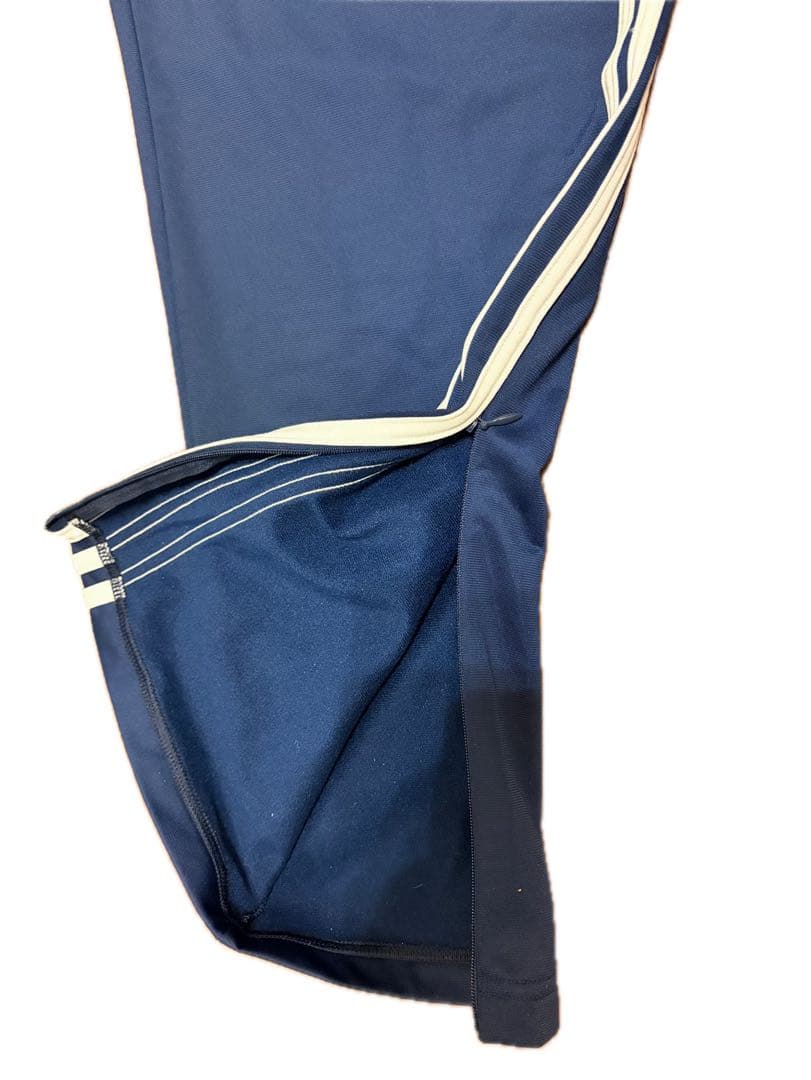 adidasOriginals×HUMAN MADEトラックパンツ（ジャージ）