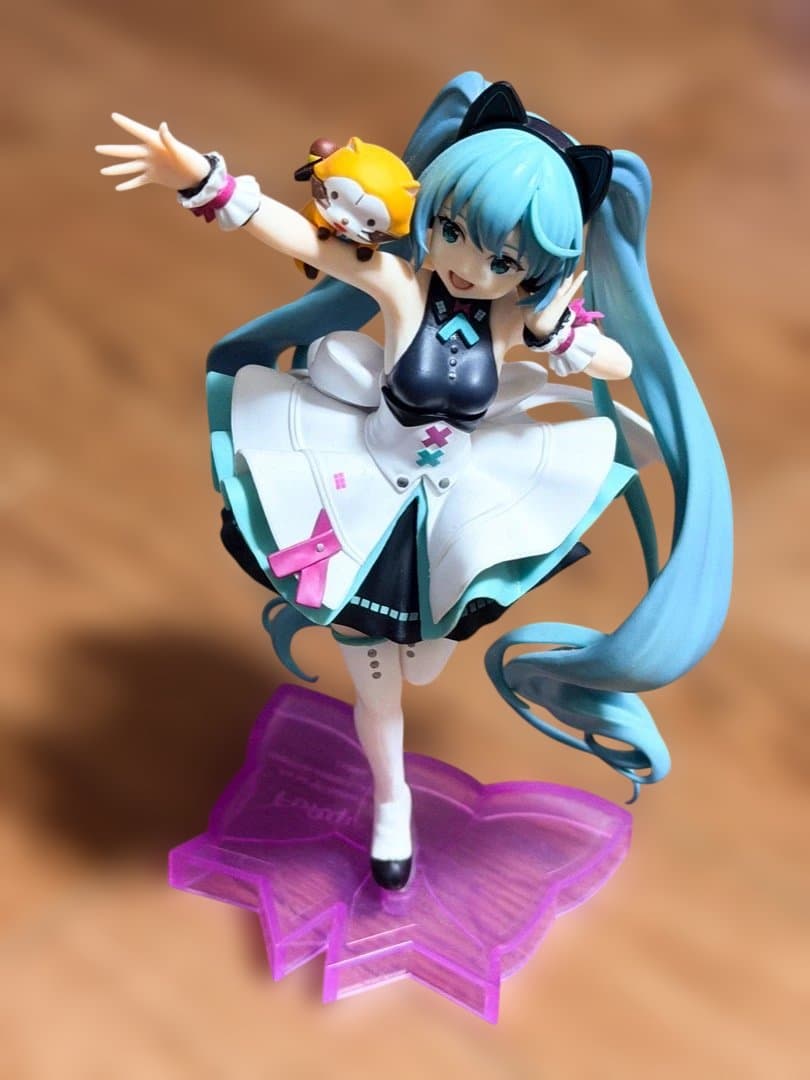 初音ミク フィギュア11点とグッズ12点セット まとめ売り