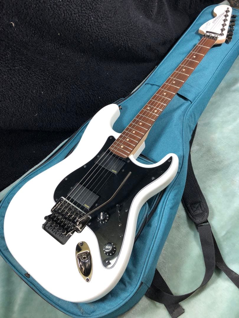 Squier スクワイヤー　アクティブ2ハム　フロイドローズ　リバースヘッド