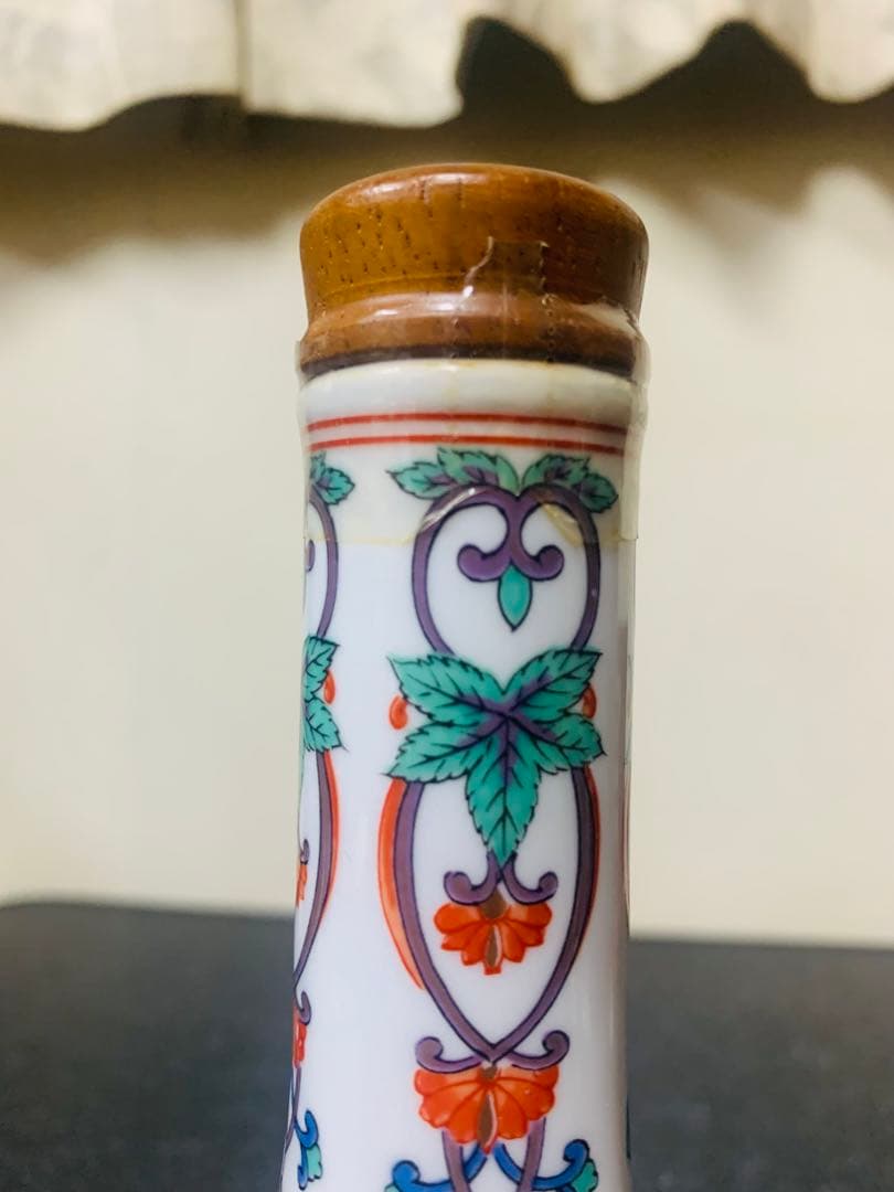 スーパーニッカ　有田焼　陶器ボトル　600ml 43%　古酒未開栓