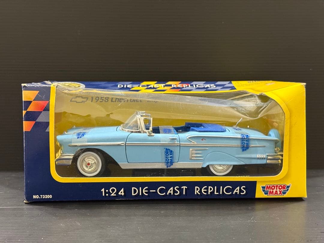 【1958年】シボレー　インパラ　コンバーチブル(新品) 【1/24スケール】