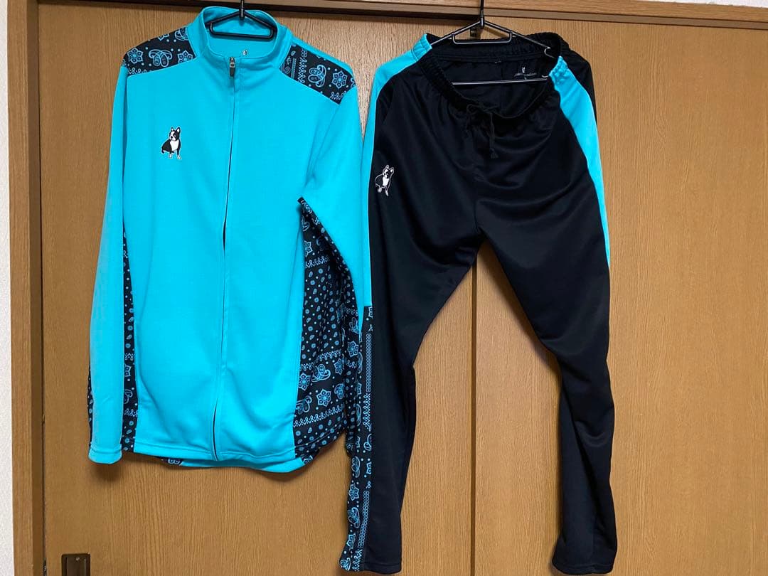 【プロフ必読】サッカージャンキー　上下/M