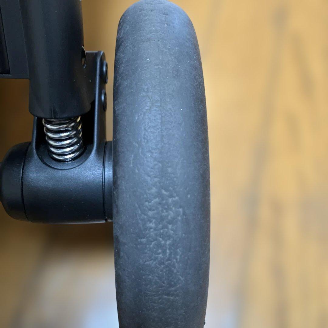 コムペットコンビ ペット用カート ルルテイル　マウナロアブラック×グレージュ