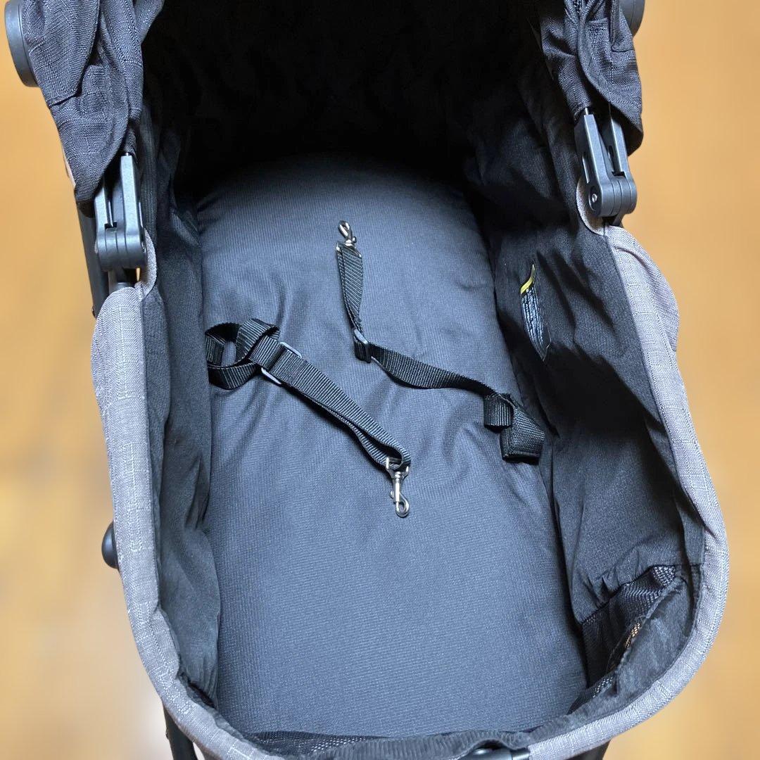 コムペットコンビ ペット用カート ルルテイル　マウナロアブラック×グレージュ