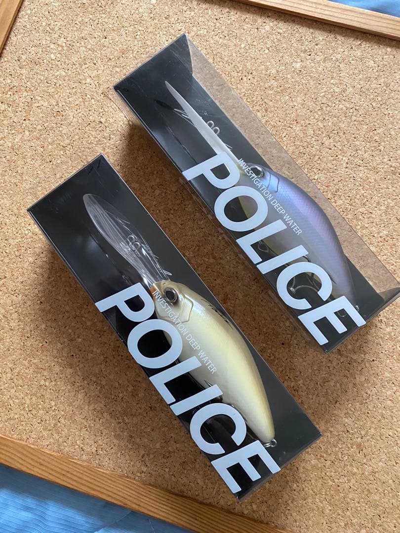DRT POLICE クランクベイト 2色セット