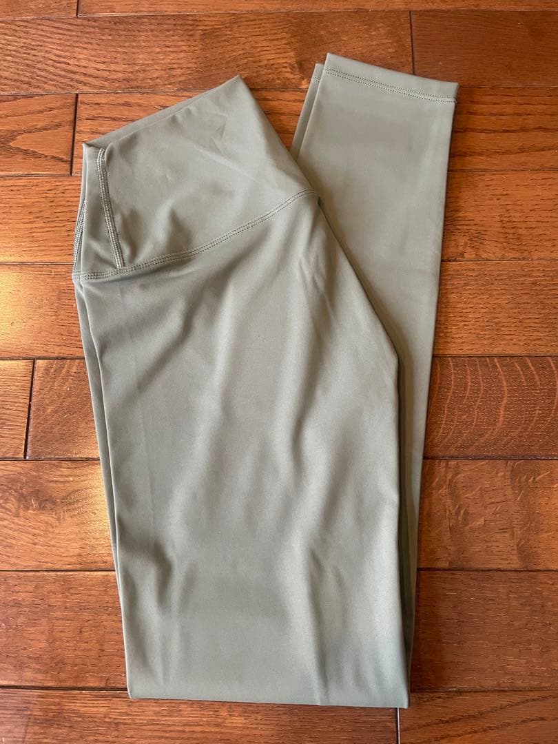 Lululemon Align25レギンス　カーキ（4）