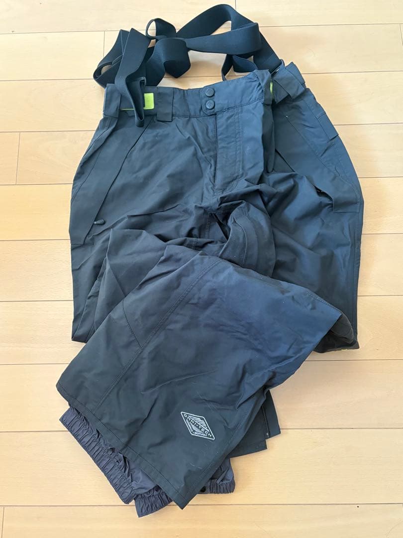 160㎝　Columbia スキーウェア上下セット