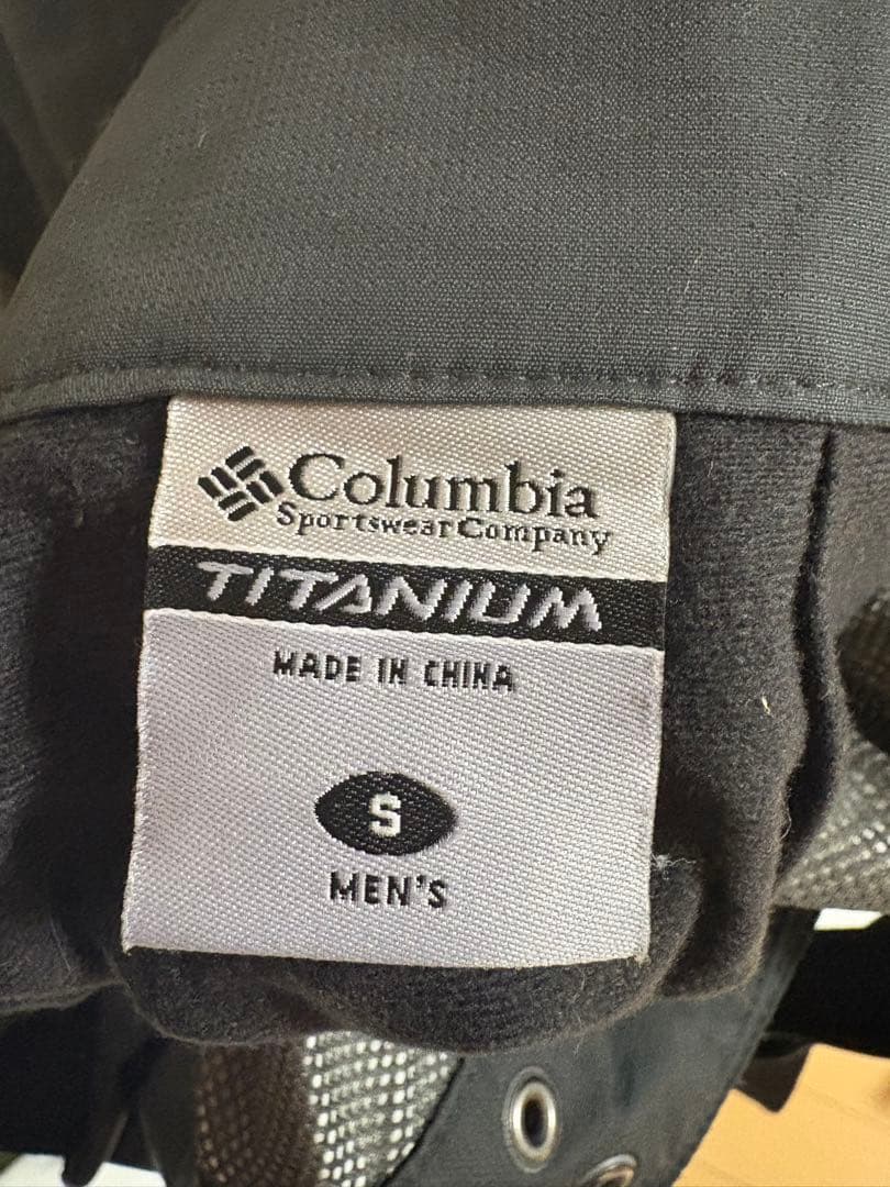 160㎝　Columbia スキーウェア上下セット